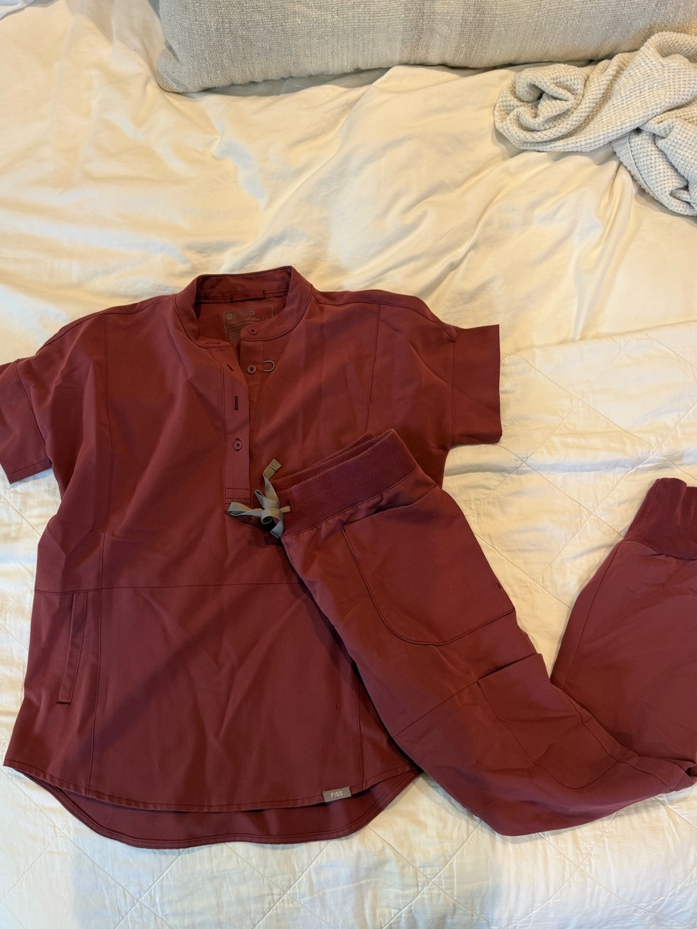 Figs Women's dark cherry limited edition Scrub Top & Jogger Set XS